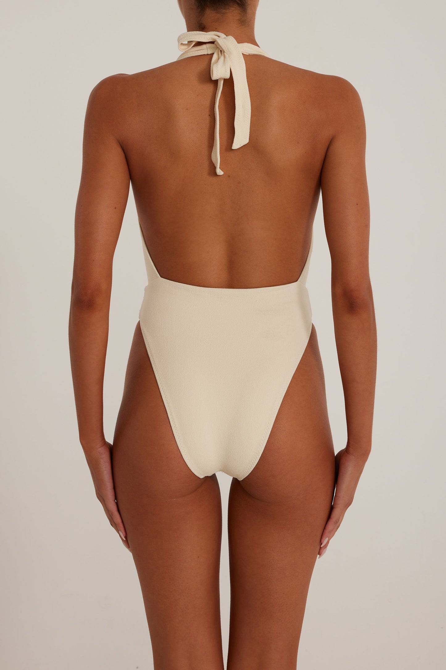 Rosette V One Piece (Cream/Cream)